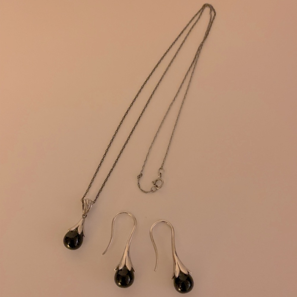Silver Earrings & Necklace Set